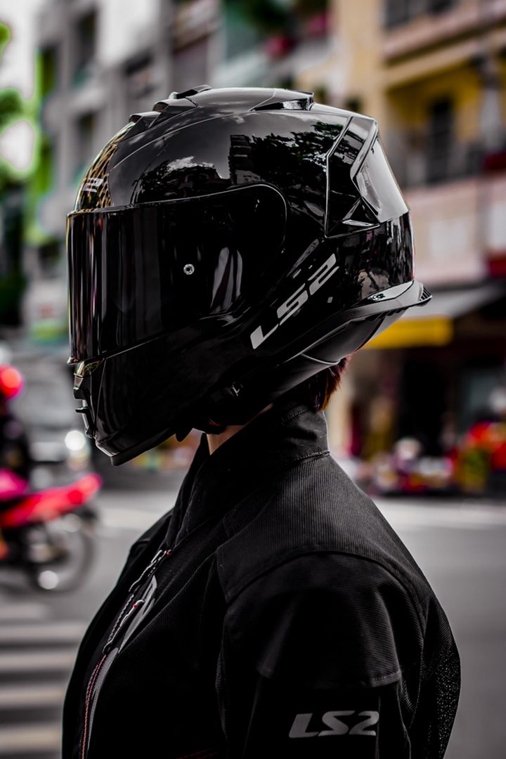 HELMET LS2 FF800 STORM  GLOSS BLACK